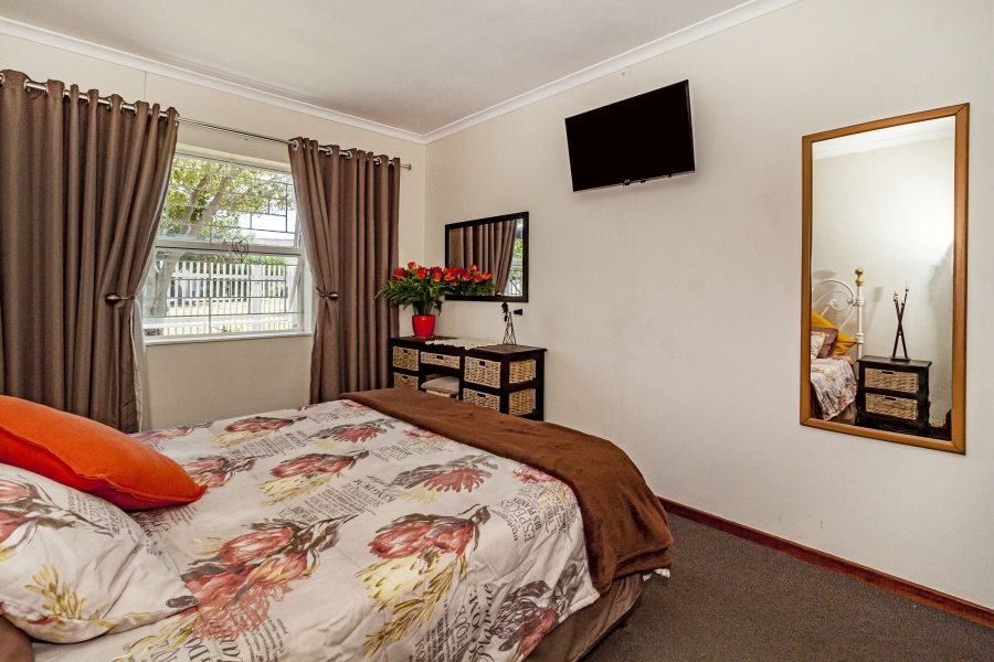 3 Bedroom Property for Sale in Canwick Western Cape